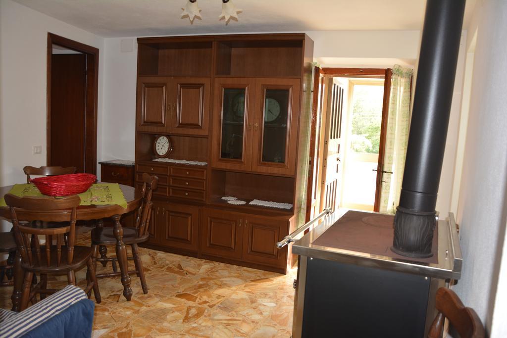 Agriturismo Ghirlanda Norma Rita Carrodano Inferiore Bagian luar foto
