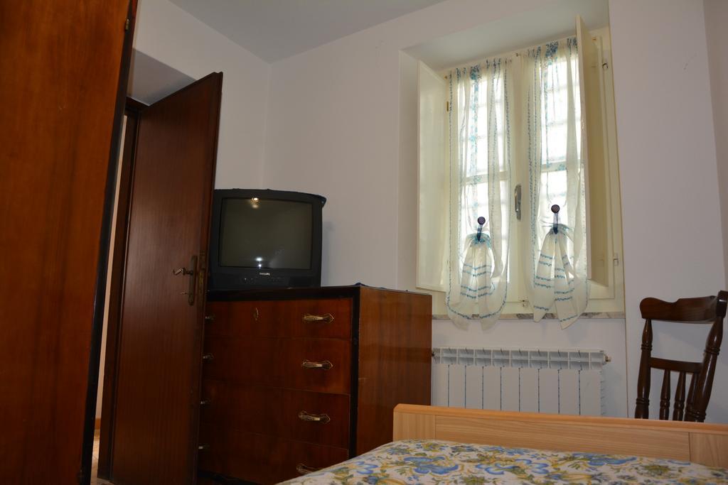 Agriturismo Ghirlanda Norma Rita Carrodano Inferiore Bagian luar foto