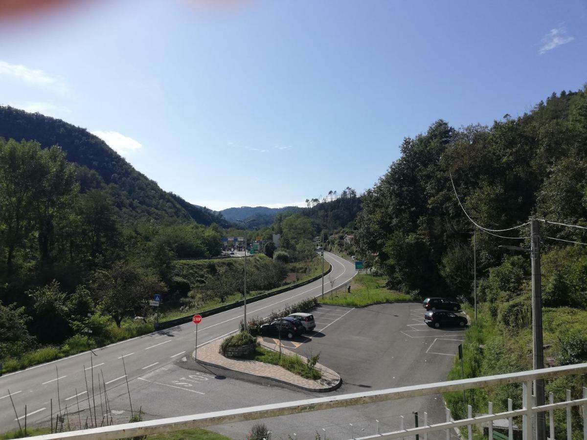 Agriturismo Ghirlanda Norma Rita Carrodano Inferiore Bagian luar foto